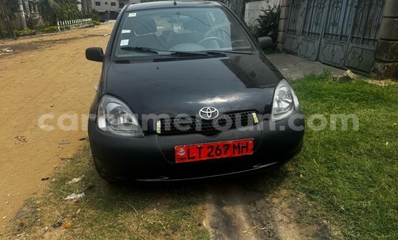 Buy Used Toyota Yaris Black Car in Douala in Littoral Cameroon