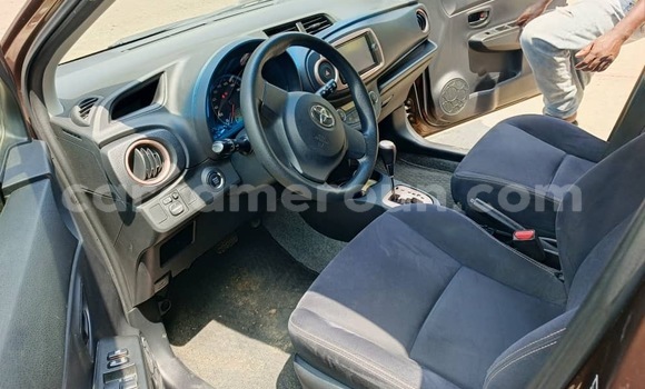 Acheter Occasion Voiture Toyota Vitz Marron à Douala, Littoral Cameroon Acheter Occasion Voiture Toyota Vitz Marron à Douala, Littoral Cameroon