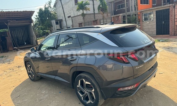 Acheter Occasion Voiture Hyundai Tucson Noir à Douala, Littoral Cameroon Acheter Occasion Voiture Hyundai Tucson Noir à Douala, Littoral Cameroon