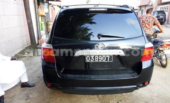 Acheter Occasion Voiture Toyota Highlander Noir à Yaoundé, Central Cameroon Acheter Occasion Voiture Toyota Highlander Noir à Yaoundé, Central Cameroon