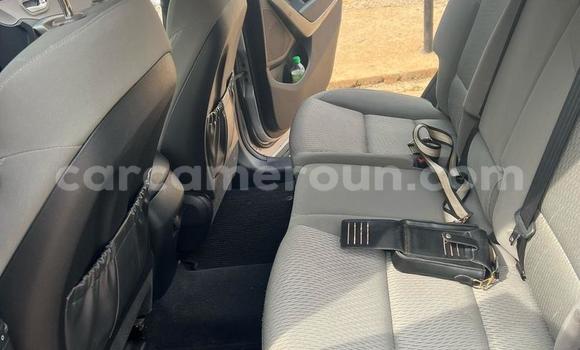 Sayi Na hannu Hyundai Santa Fe Azurfa Mota in Douala a Ƙasar Kamaru Sayi Na hannu Hyundai Santa Fe Azurfa Mota in Douala a Ƙasar Kamaru