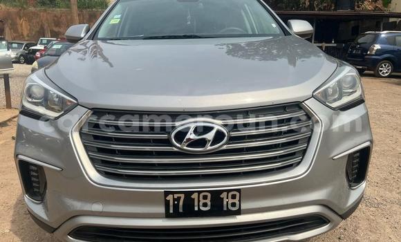 Sayi Na hannu Hyundai Santa Fe Azurfa Mota in Douala a Ƙasar Kamaru Sayi Na hannu Hyundai Santa Fe Azurfa Mota in Douala a Ƙasar Kamaru