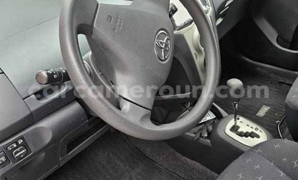 Sayi Na hannu Toyota Vitz Black Mota in Douala a Ƙasar Kamaru Sayi Na hannu Toyota Vitz Black Mota in Douala a Ƙasar Kamaru