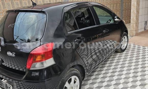 Sayi Na hannu Toyota Vitz Black Mota in Douala a Ƙasar Kamaru Sayi Na hannu Toyota Vitz Black Mota in Douala a Ƙasar Kamaru