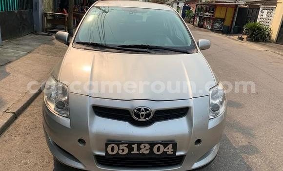 Sayi Na hannu Toyota Auris Azurfa Mota in Douala a Ƙasar Kamaru Sayi Na hannu Toyota Auris Azurfa Mota in Douala a Ƙasar Kamaru