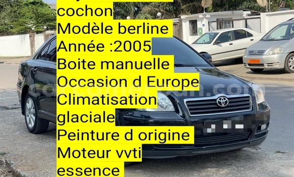 Sayi Na hannu Toyota Corolla Azurfa Mota in Douala a Ƙasar Kamaru Sayi Na hannu Toyota Corolla Azurfa Mota in Douala a Ƙasar Kamaru