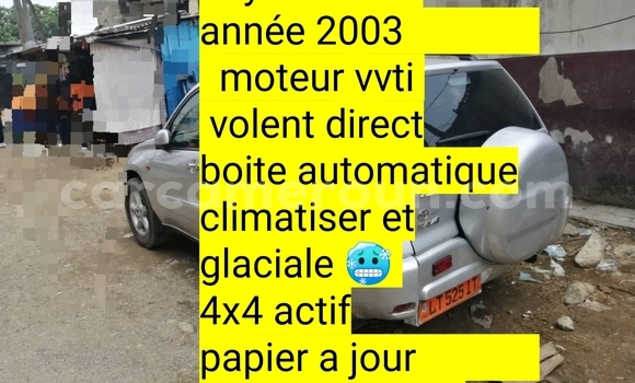 Sayi Na hannu Toyota Corolla Azurfa Mota in Douala a Ƙasar Kamaru Sayi Na hannu Toyota Corolla Azurfa Mota in Douala a Ƙasar Kamaru