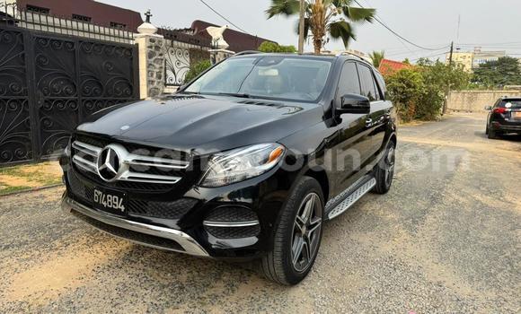 Sayi Na hannu Mercedes‒Benz GLE Black Mota in Douala a Ƙasar Kamaru Sayi Na hannu Mercedes‒Benz GLE Black Mota in Douala a Ƙasar Kamaru