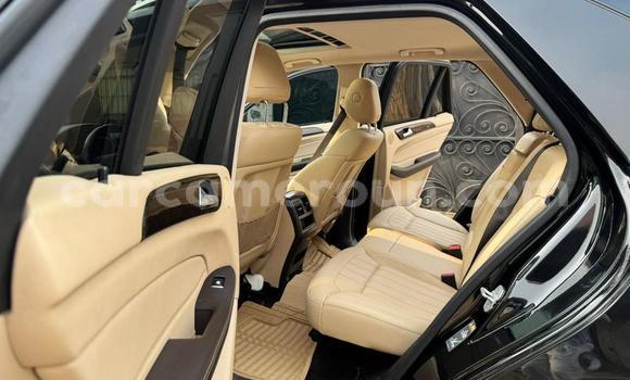 Sayi Na hannu Mercedes‒Benz GLE Black Mota in Douala a Ƙasar Kamaru Sayi Na hannu Mercedes‒Benz GLE Black Mota in Douala a Ƙasar Kamaru