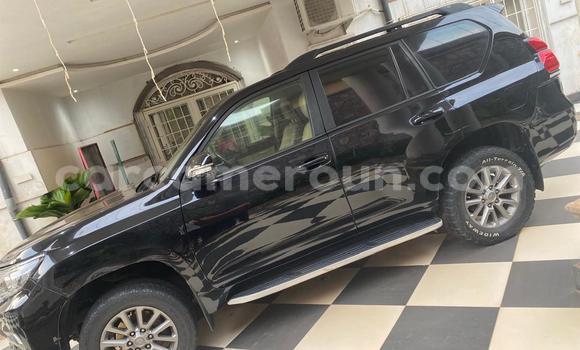 Sayi Na hannu Toyota Land Cruiser Prado Black Mota in Douala a Ƙasar Kamaru Sayi Na hannu Toyota Land Cruiser Prado Black Mota in Douala a Ƙasar Kamaru