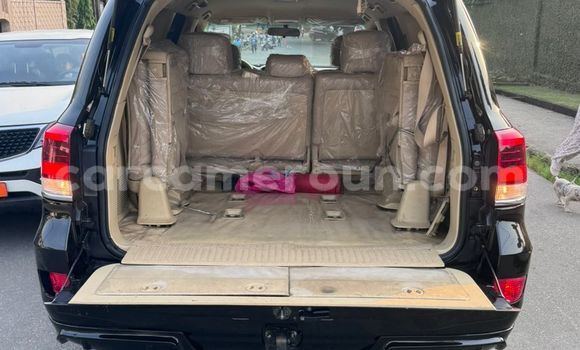 Buy Used Toyota Land Cruiser Prado Black Car in Douala in Littoral Cameroon