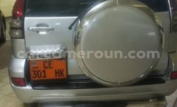 Acheter Occasion Voiture Toyota Land Cruiser Prado Gris à Yaoundé, Central Cameroon Acheter Occasion Voiture Toyota Land Cruiser Prado Gris à Yaoundé, Central Cameroon