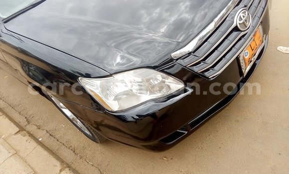 Acheter Occasion Voiture Toyota Avalon Noir à Yaoundé, Central Cameroon Acheter Occasion Voiture Toyota Avalon Noir à Yaoundé, Central Cameroon