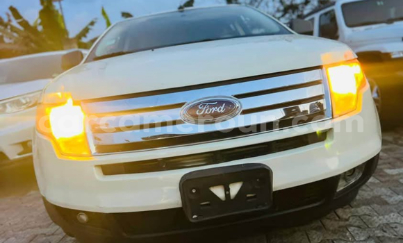 Sayi Imported Ford Edge White Mota in Douala a Ƙasar Kamaru