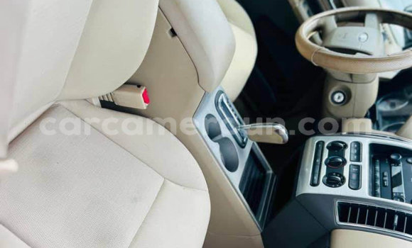 Acheter Import Voiture Ford Edge Blanc à Douala, Littoral Cameroon Acheter Import Voiture Ford Edge Blanc à Douala, Littoral Cameroon