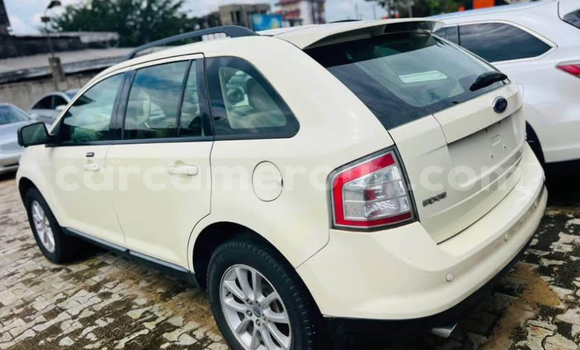 Acheter Import Voiture Ford Edge Blanc à Douala, Littoral Cameroon Acheter Import Voiture Ford Edge Blanc à Douala, Littoral Cameroon