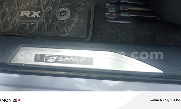 Sayi Imported Lexus RX 350 Azurfa Mota in Douala a Ƙasar Kamaru Sayi Imported Lexus RX 350 Azurfa Mota in Douala a Ƙasar Kamaru