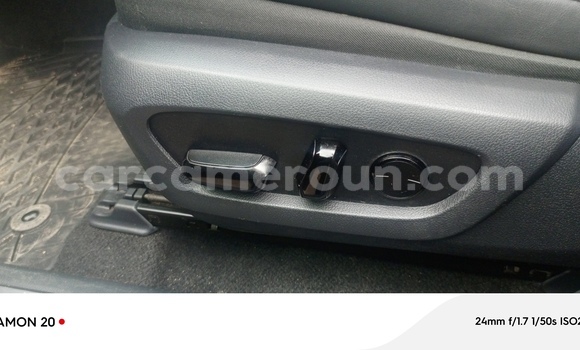 Sayi Imported Lexus RX 350 Azurfa Mota in Douala a Ƙasar Kamaru Sayi Imported Lexus RX 350 Azurfa Mota in Douala a Ƙasar Kamaru