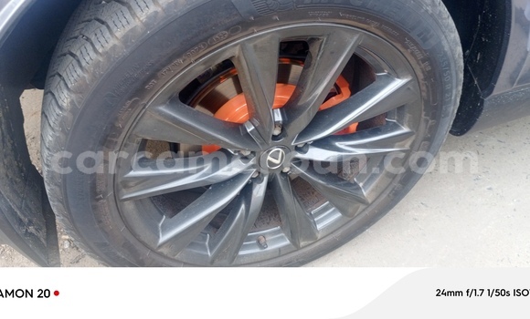 Sayi Imported Lexus RX 350 Azurfa Mota in Douala a Ƙasar Kamaru Sayi Imported Lexus RX 350 Azurfa Mota in Douala a Ƙasar Kamaru