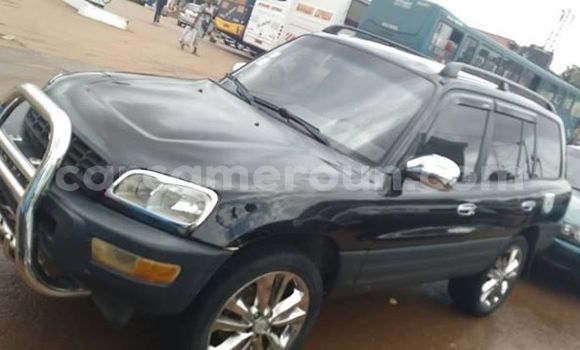 Acheter Occasion Voiture Toyota RAV4 Noir à Yaoundé, Central Cameroon Acheter Occasion Voiture Toyota RAV4 Noir à Yaoundé, Central Cameroon