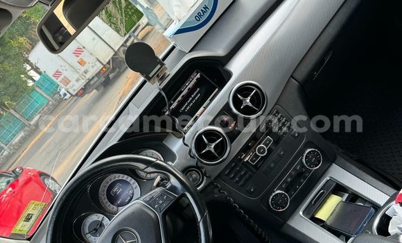 Sayi Na hannu Hyundai Tucson Azurfa Mota in Douala a Ƙasar Kamaru Sayi Na hannu Hyundai Tucson Azurfa Mota in Douala a Ƙasar Kamaru