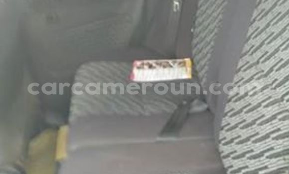 Acheter Occasion Voiture Toyota RAV4 Noir à Yaoundé, Central Cameroon Acheter Occasion Voiture Toyota RAV4 Noir à Yaoundé, Central Cameroon