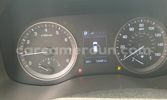 Sayi Na hannu Hyundai Tucson White Mota in Douala a Ƙasar Kamaru Sayi Na hannu Hyundai Tucson White Mota in Douala a Ƙasar Kamaru