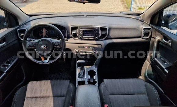 Acheter Occasion Voiture Kia Sportage Gris à Douala, Littoral Cameroon Acheter Occasion Voiture Kia Sportage Gris à Douala, Littoral Cameroon