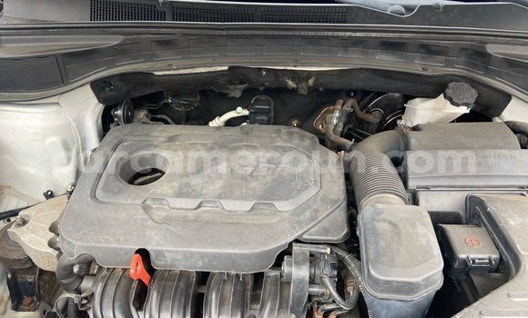 Acheter Import Voiture Hyundai Santa Fe Blanc à Douala, Littoral Cameroon Acheter Import Voiture Hyundai Santa Fe Blanc à Douala, Littoral Cameroon