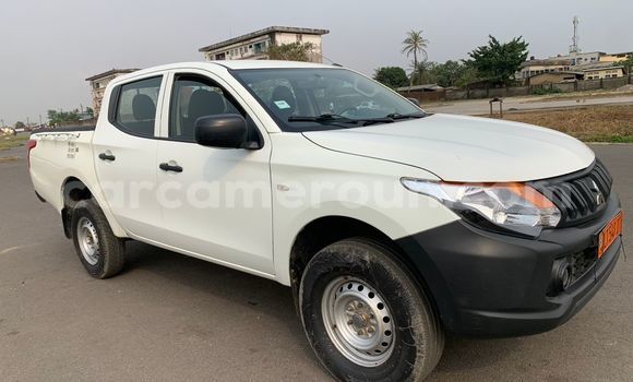 Acheter Occasion Voiture Mitsubishi L200 Blanc à Douala, Littoral Cameroon Acheter Occasion Voiture Mitsubishi L200 Blanc à Douala, Littoral Cameroon