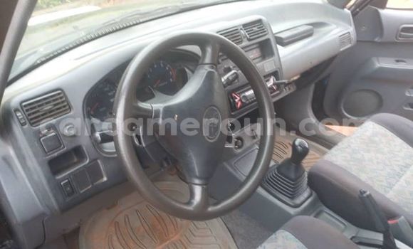 Acheter Occasion Voiture Toyota RAV4 Noir à Yaoundé, Central Cameroon Acheter Occasion Voiture Toyota RAV4 Noir à Yaoundé, Central Cameroon