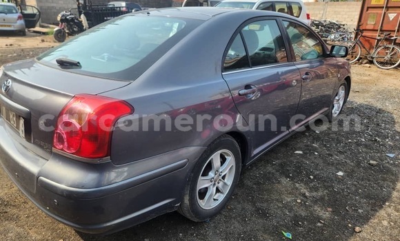 Acheter Import Voiture Toyota Avensis Bleu à Douala, Littoral Cameroon Acheter Import Voiture Toyota Avensis Bleu à Douala, Littoral Cameroon