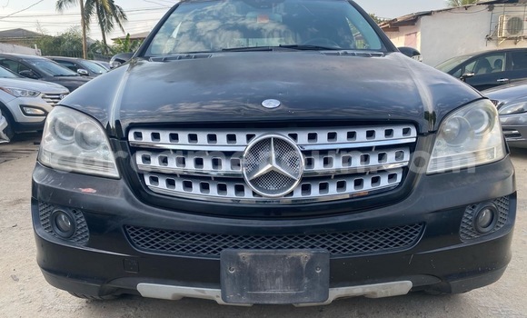 Buy Import Mercedes‒Benz ML–Class Black Car in Douala in Littoral Cameroon Buy Import Mercedes‒Benz ML–Class Black Car in Douala in Littoral Cameroon