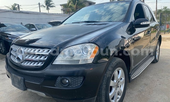 Buy Import Mercedes‒Benz ML–Class Black Car in Douala in Littoral Cameroon Buy Import Mercedes‒Benz ML–Class Black Car in Douala in Littoral Cameroon