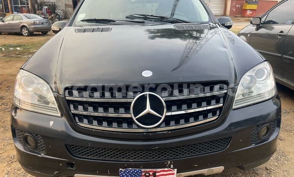 Buy Used Mercedes‒Benz ML–Class Black Car in Douala in Littoral Cameroon Buy Used Mercedes‒Benz ML–Class Black Car in Douala in Littoral Cameroon