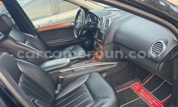 Acheter Occasion Voiture Mercedes‒Benz ML–Class Noir à Douala, Littoral Cameroon Acheter Occasion Voiture Mercedes‒Benz ML–Class Noir à Douala, Littoral Cameroon