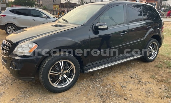 Acheter Occasion Voiture Mercedes‒Benz ML–Class Noir à Douala, Littoral Cameroon Acheter Occasion Voiture Mercedes‒Benz ML–Class Noir à Douala, Littoral Cameroon