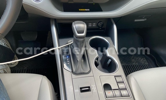 Acheter Import Voiture Toyota Highlander Noir à Douala, Littoral Cameroon Acheter Import Voiture Toyota Highlander Noir à Douala, Littoral Cameroon