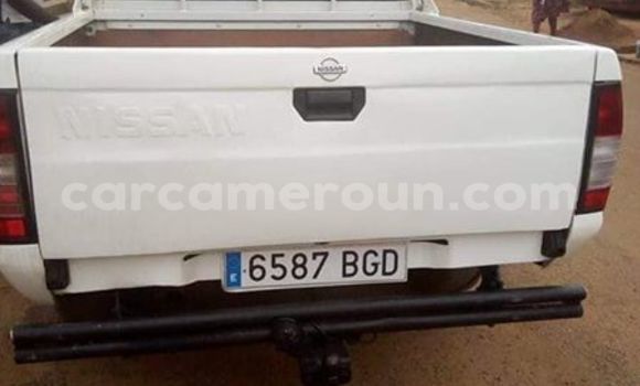Acheter Occasion Voiture Nissan Navara Blanc à Yaoundé, Central Cameroon Acheter Occasion Voiture Nissan Navara Blanc à Yaoundé, Central Cameroon