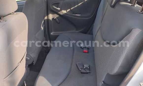 Acheter Occasion Voiture Toyota Yaris Bleu à Douala, Littoral Cameroon Acheter Occasion Voiture Toyota Yaris Bleu à Douala, Littoral Cameroon