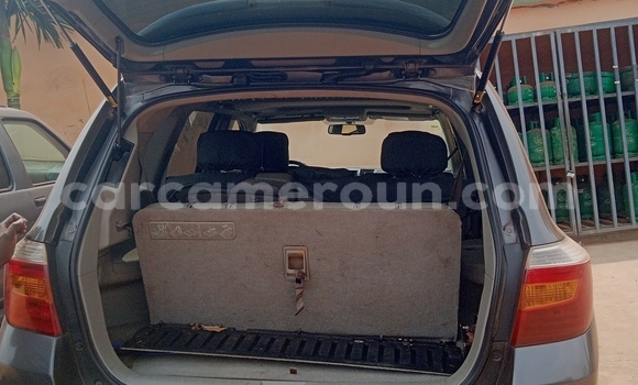 Acheter Occasion Voiture Toyota Highlander Marron à Yaoundé, Central Cameroon Acheter Occasion Voiture Toyota Highlander Marron à Yaoundé, Central Cameroon
