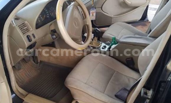 Acheter Occasion Voiture Mercedes‒Benz C–Class Noir à Yaoundé, Central Cameroon Acheter Occasion Voiture Mercedes‒Benz C–Class Noir à Yaoundé, Central Cameroon