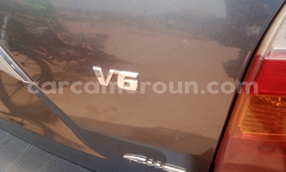 Acheter Occasion Voiture Toyota Highlander Marron à Yaoundé, Central Cameroon Acheter Occasion Voiture Toyota Highlander Marron à Yaoundé, Central Cameroon