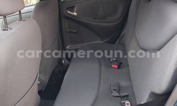 Acheter Occasion Voiture Toyota Yaris Bleu à Douala, Littoral Cameroon Acheter Occasion Voiture Toyota Yaris Bleu à Douala, Littoral Cameroon