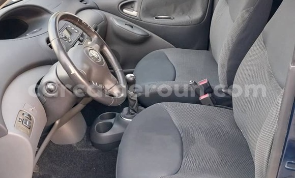 Acheter Occasion Voiture Toyota Yaris Bleu à Douala, Littoral Cameroon Acheter Occasion Voiture Toyota Yaris Bleu à Douala, Littoral Cameroon