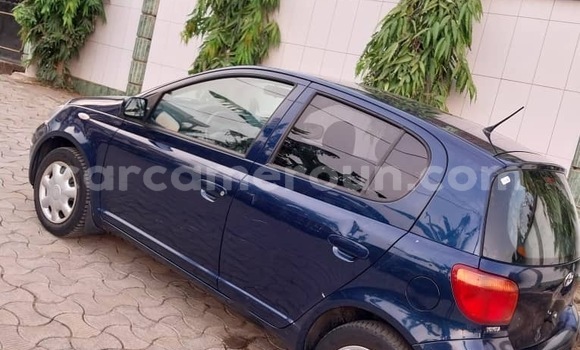 Acheter Occasion Voiture Toyota Yaris Bleu à Douala, Littoral Cameroon Acheter Occasion Voiture Toyota Yaris Bleu à Douala, Littoral Cameroon