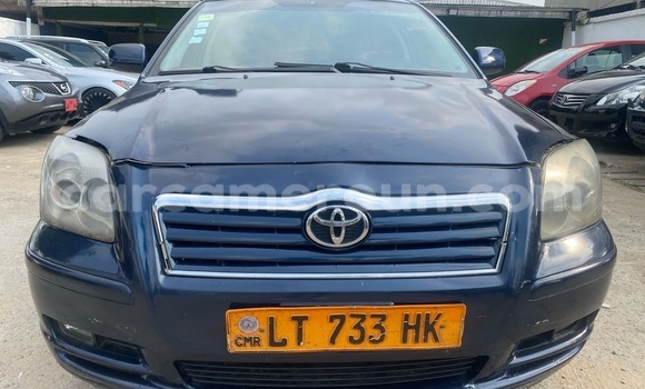 Buy Used Toyota Avensis Blue Car in Douala in Littoral Cameroon