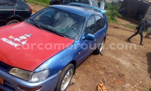 Acheter Occasion Voiture Toyota Corolla Bleu à Yaoundé, Central Cameroon Acheter Occasion Voiture Toyota Corolla Bleu à Yaoundé, Central Cameroon