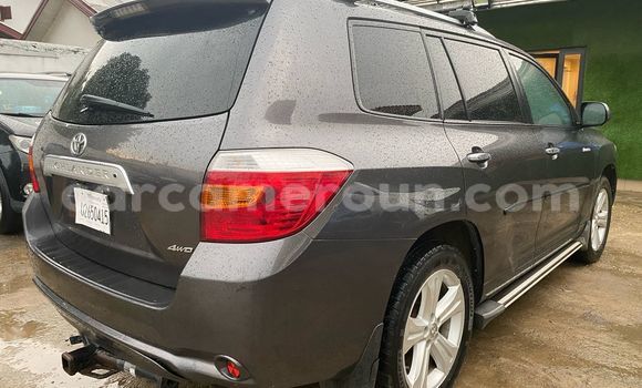 Acheter Import Voiture Toyota Highlander Gris à Douala, Littoral Cameroon Acheter Import Voiture Toyota Highlander Gris à Douala, Littoral Cameroon
