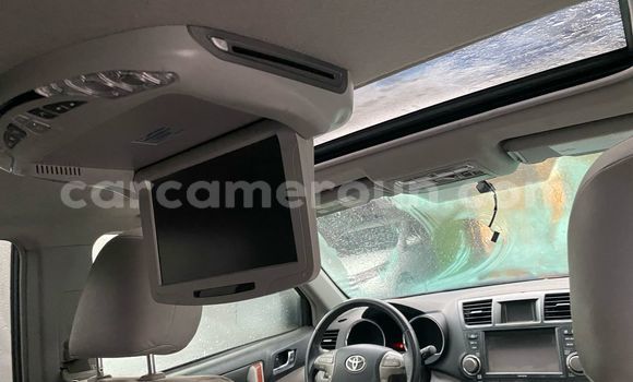Acheter Import Voiture Toyota Highlander Gris à Douala, Littoral Cameroon Acheter Import Voiture Toyota Highlander Gris à Douala, Littoral Cameroon